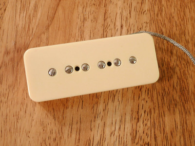 P90 SOAP BAR BRIDGE PICKUP IVORY ALNICO 5 VINTAGE TONE NICKEL SILVER BASE