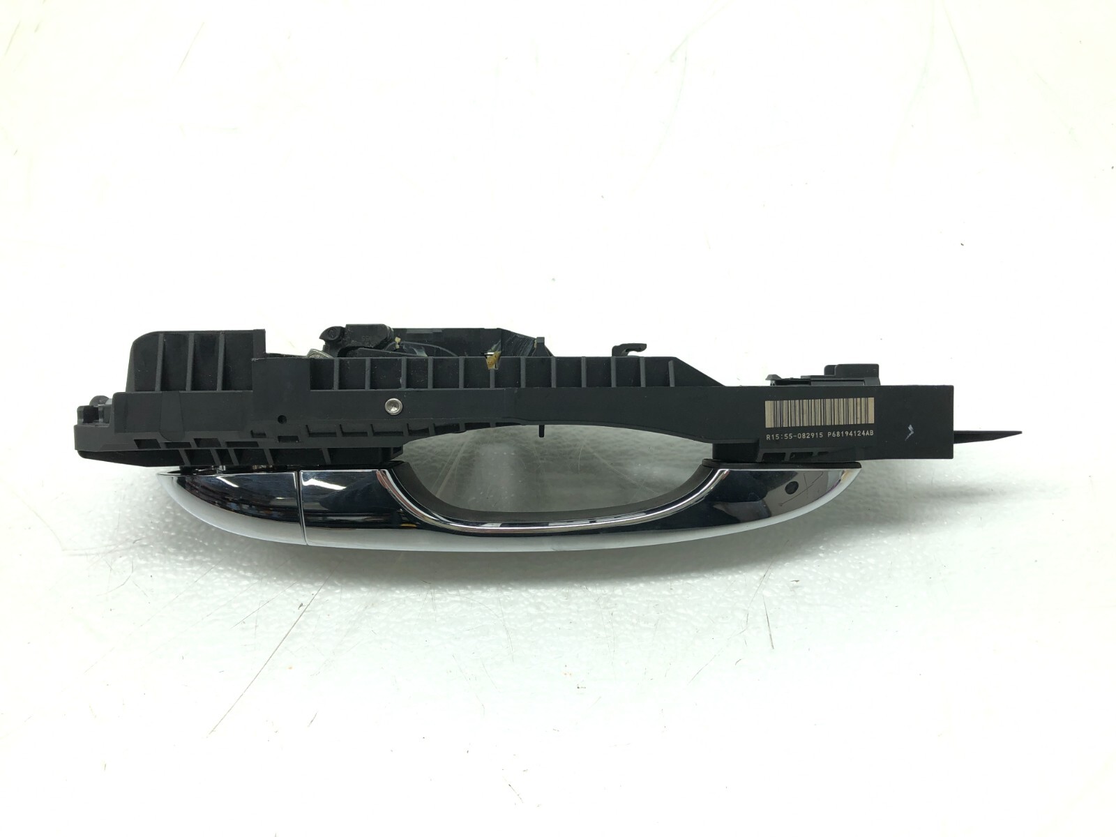 2014-2019 MASERATI GHIBLI S RIGHT PASSENGER REAR EXTERIOR DOOR HANDLE OEM.