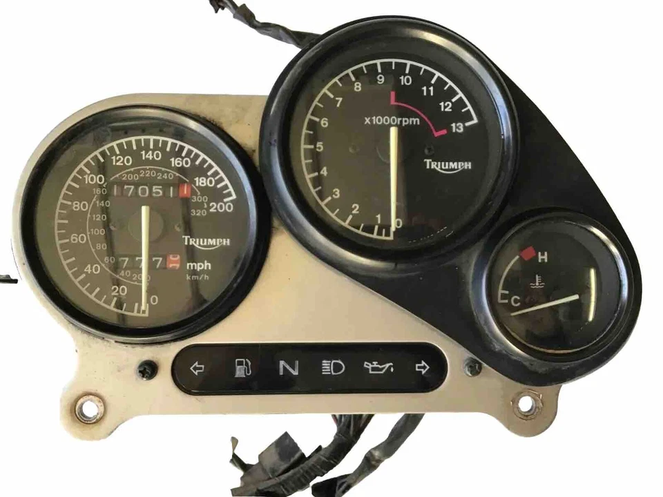 Triumph Sprint 900 1995 velocímetro y tacómetro medidor grupo Foto 3 de 4