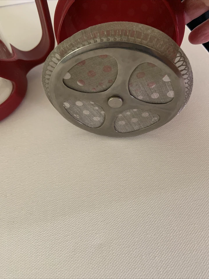 Primula Tempo Coffee Press 6 Cup Red French and American Style Coffee Glass - Image 3 of 4