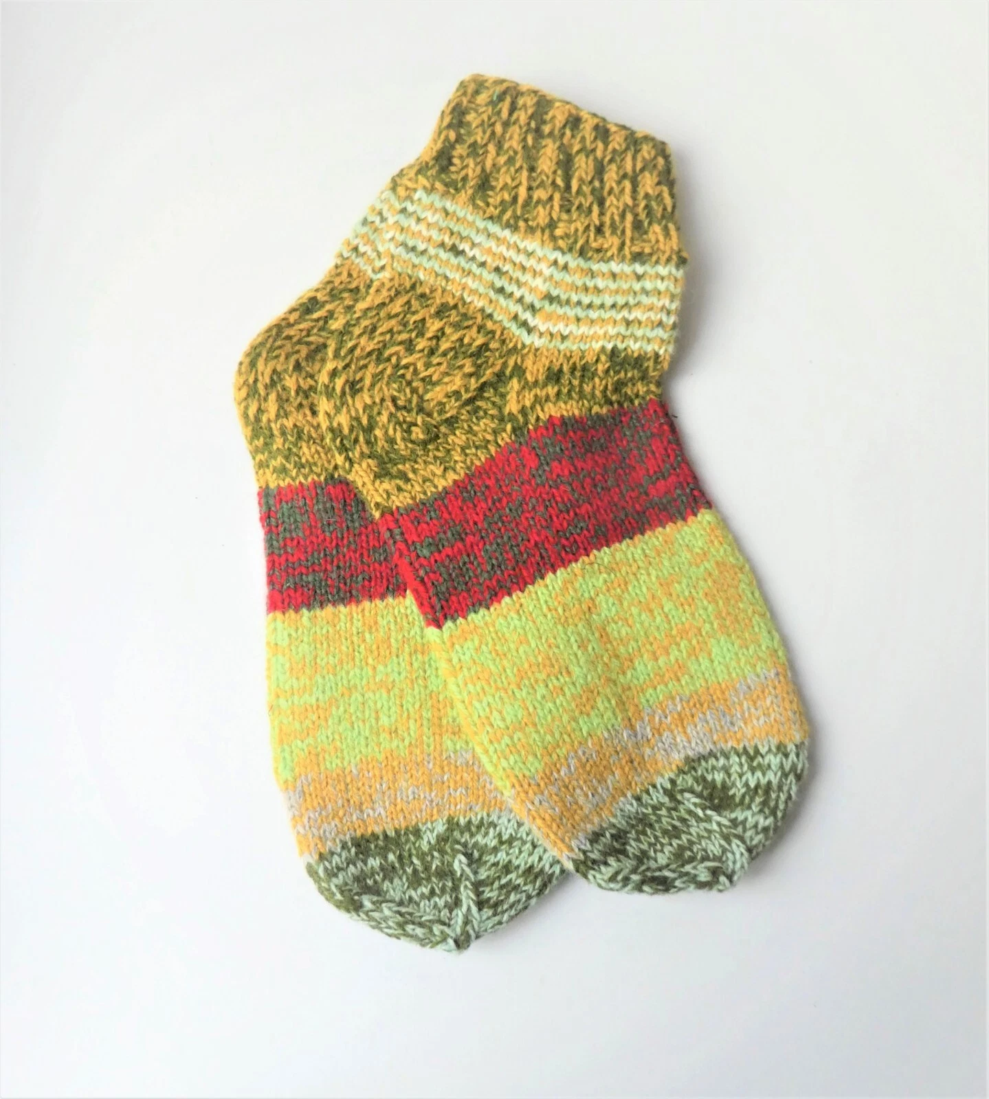 Size 9-10 1/2 women 8-9 1/2 men US / 41-42 EU Hand knitted socks