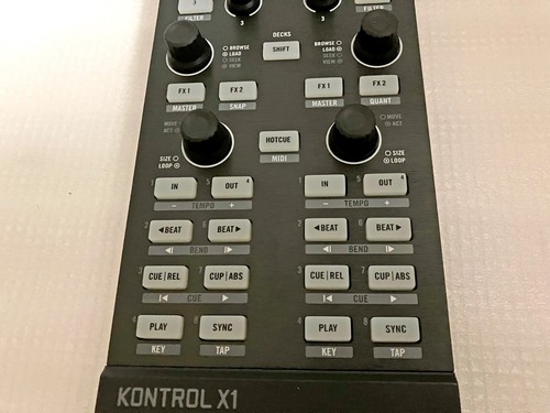 Native Instruments TRAKTOR KONTROL X1 MK1 Decks & Effects DJ Controller - Afbeelding 11 van 22
