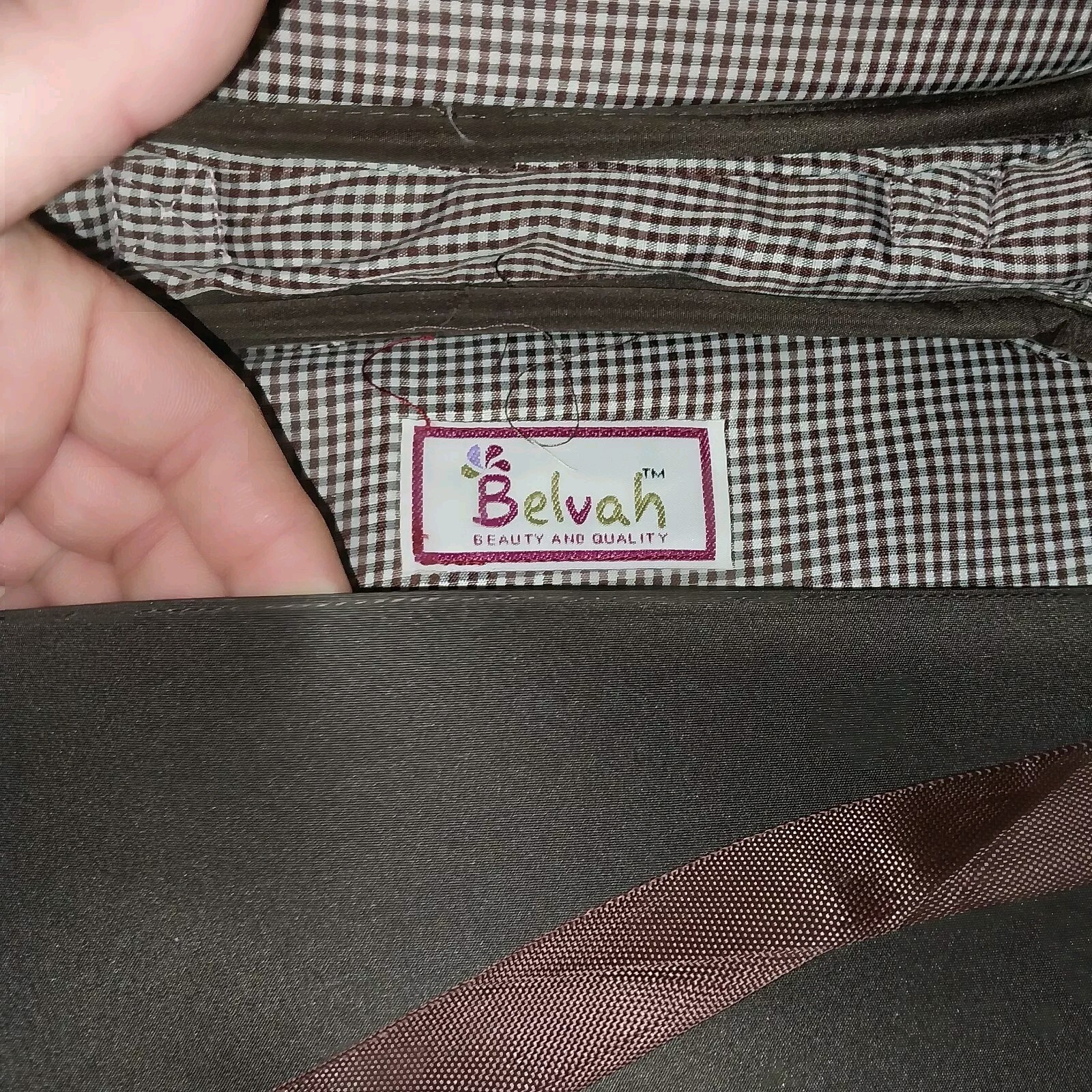 Foto 5 di 8