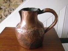 Très ancien Pichet cruche carafe en cuivre martelé