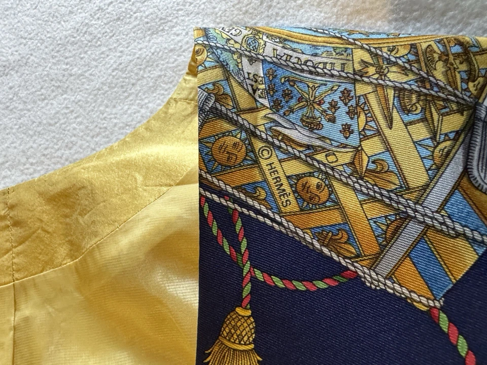 HERMES Silk Formal Vest Les Tambours Blue Gold Drums Size L - Image 4 of 4