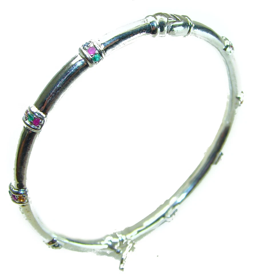 Brazalete artesanal con diseño de bambú de plata de ley 925 con zafiro esmeralda rubí Foto 3 de 4