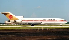 Boeing 727 B-727 B727 Continental Airlines Desk Wood Airplane Model Small 1/144