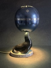 GUINNES Bier Lampe Reklame Figur Porzellan Robbe 70er Jahre Werbung #326