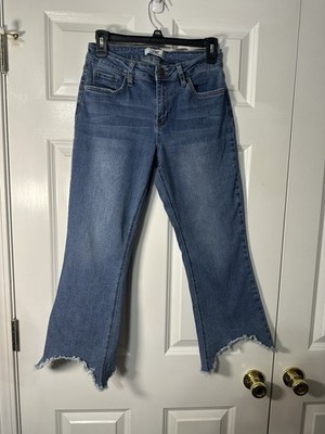 YMI Women s Cropped Distressed Hem Blue Jeans Size 7/28