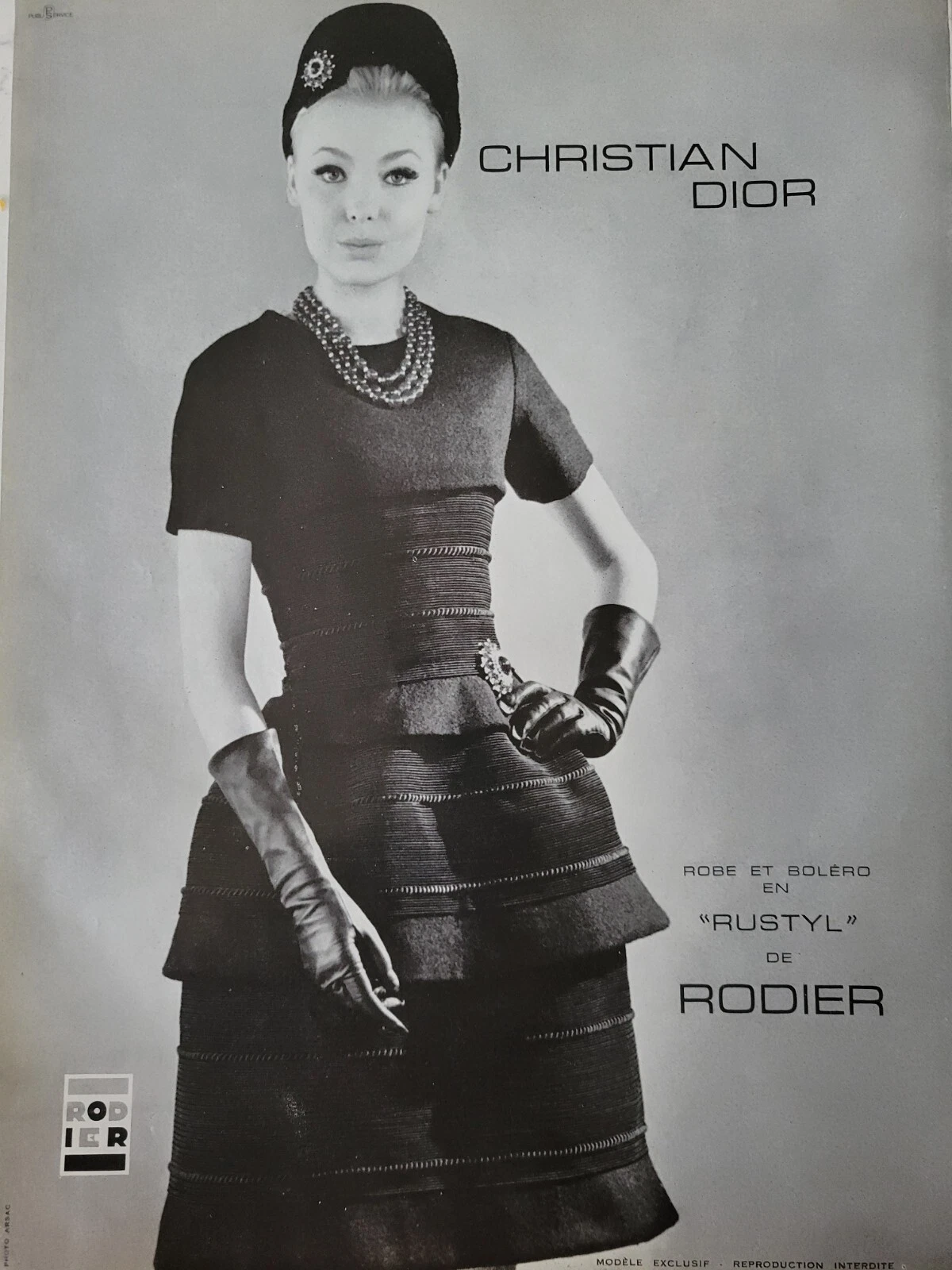 Robe femme Christian Dior 1961 gants cuir vintage mode française annonce