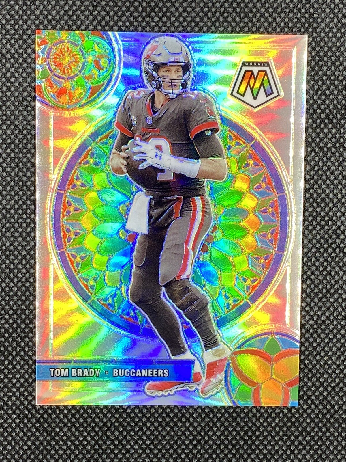 2021 Panini Mosaic STAINED GLASS Prizm SILVER TOM BRADY SSP CASE HIT No. GM-3