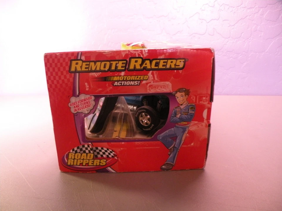 Road Rippers Ford Chief Chrysler Pt Cruiser Remote Racers Control NIB box damage - Image 2 of 4