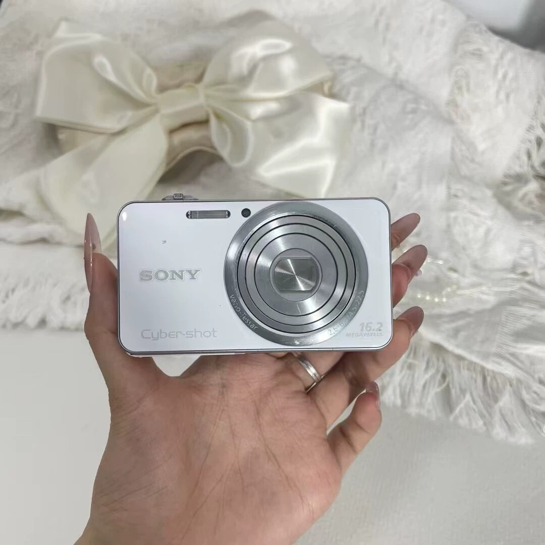 SONY DSC-WX70 サイバーショット Cyber-shot デジタルカメラ | ソニー