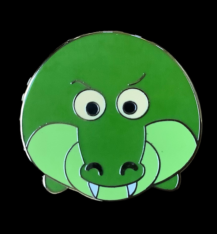 Disney’s Tick Tock of Peter Pan Tsum Tsum PIN, Series 3 Mystery Pack