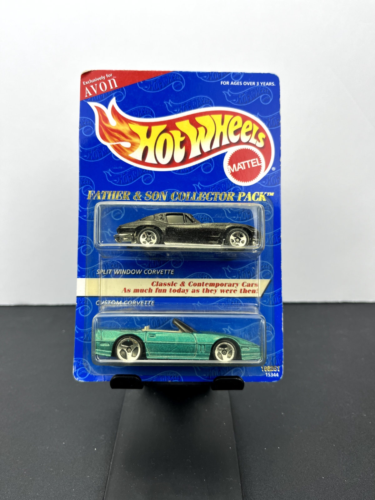 Hot Wheels 1997 Avon Father & Son Collector Pack Split Window & Custom Corvette