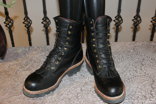 chippewa 8 inch logger boots
