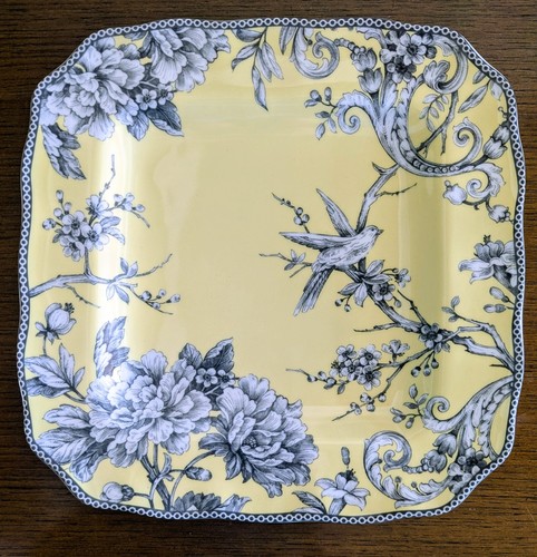 222 Fifth Adelaide Yellow Dinner Plate Black Transferware Bird Floral 10.5" Vtg