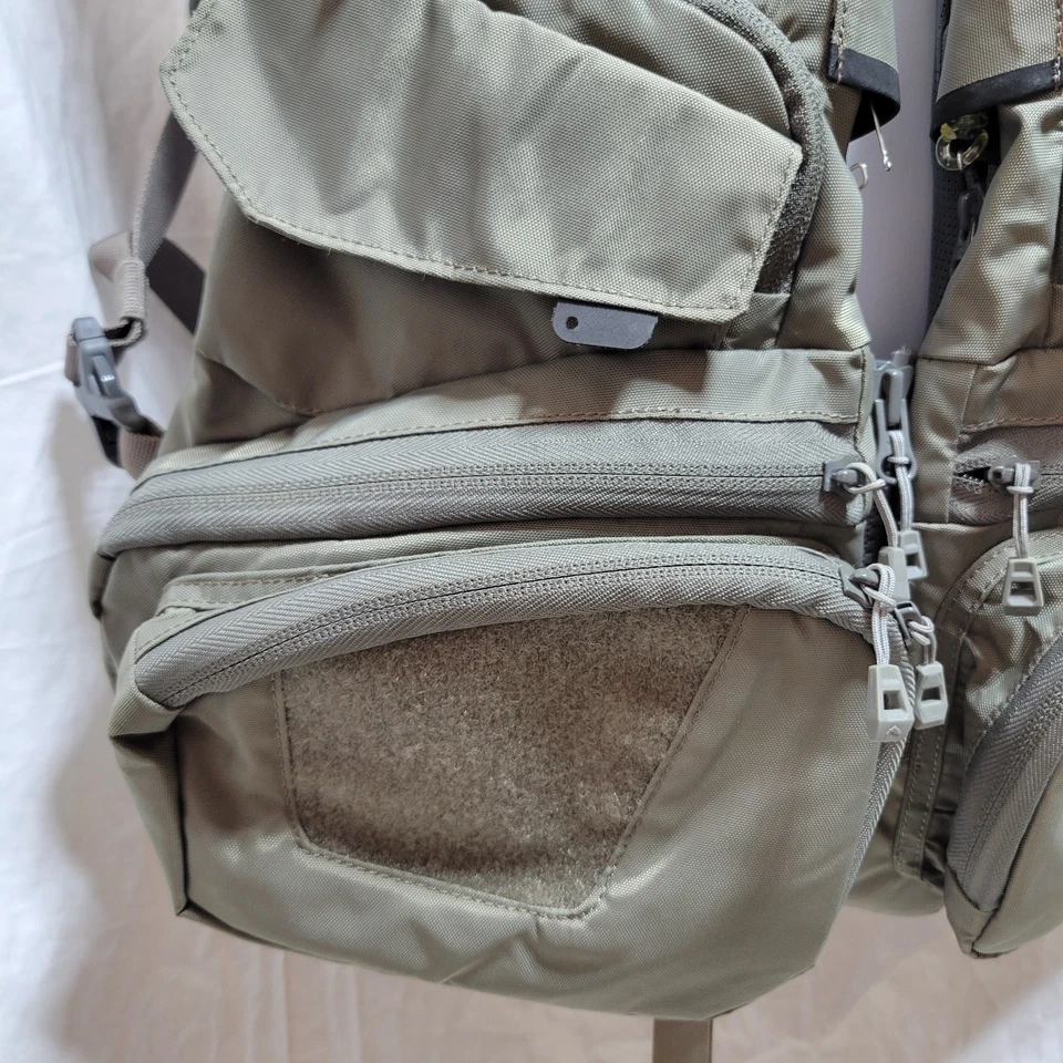 Simms Waypoints Vest Convertible Greystone Fly Fishing Outdoors - Image 4 of 4