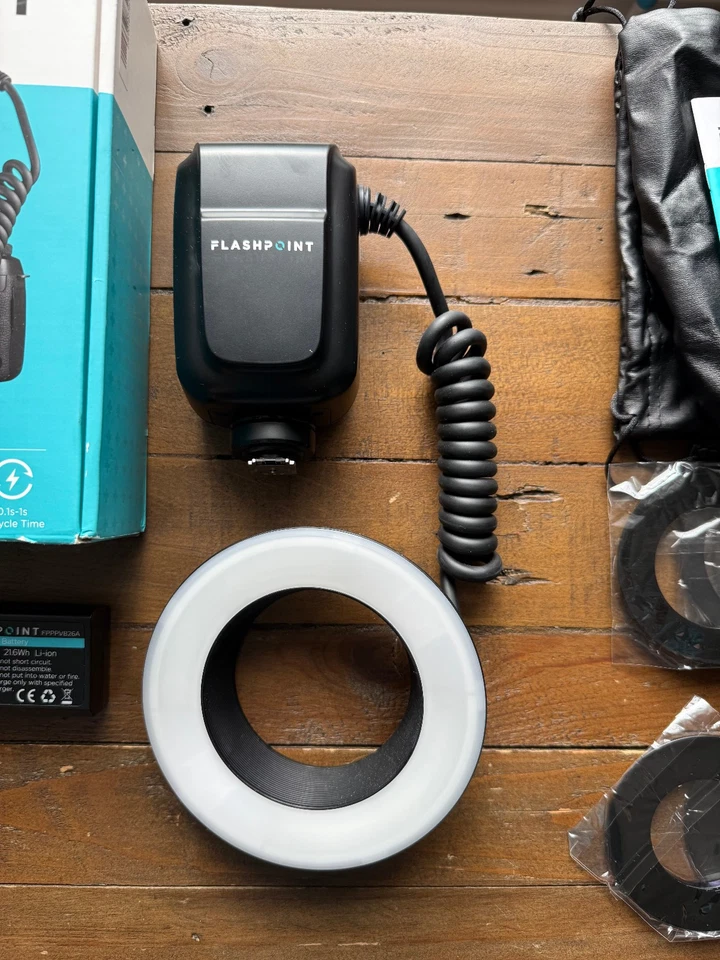 Flashpoint MF-R76 TTL Macro Ring Flash for Sony Camera (all accessories and box) - Image 3 of 4