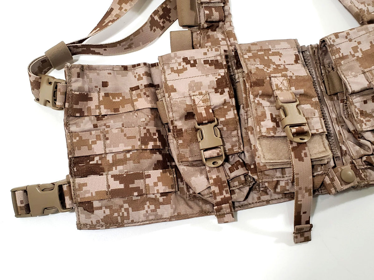 Toysoldier EAGLE MPCR AOR1 LBT 1961型チェストリグ ）DEVGRU