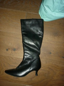 clarks soft leather boots