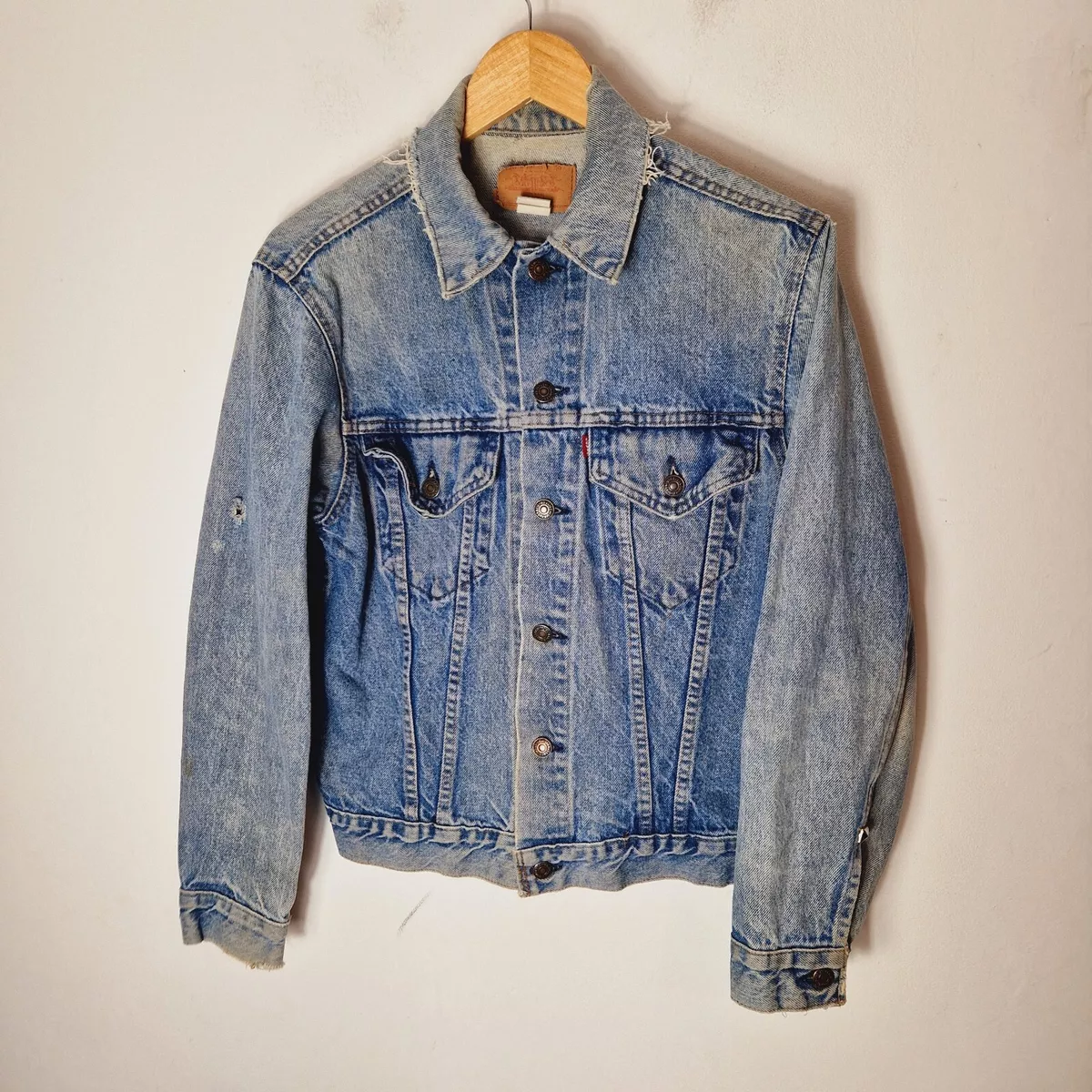 Vintage Levis Denim Jacket 70505 0213 Size 38 Light Blue Made in USA 70s Trucker