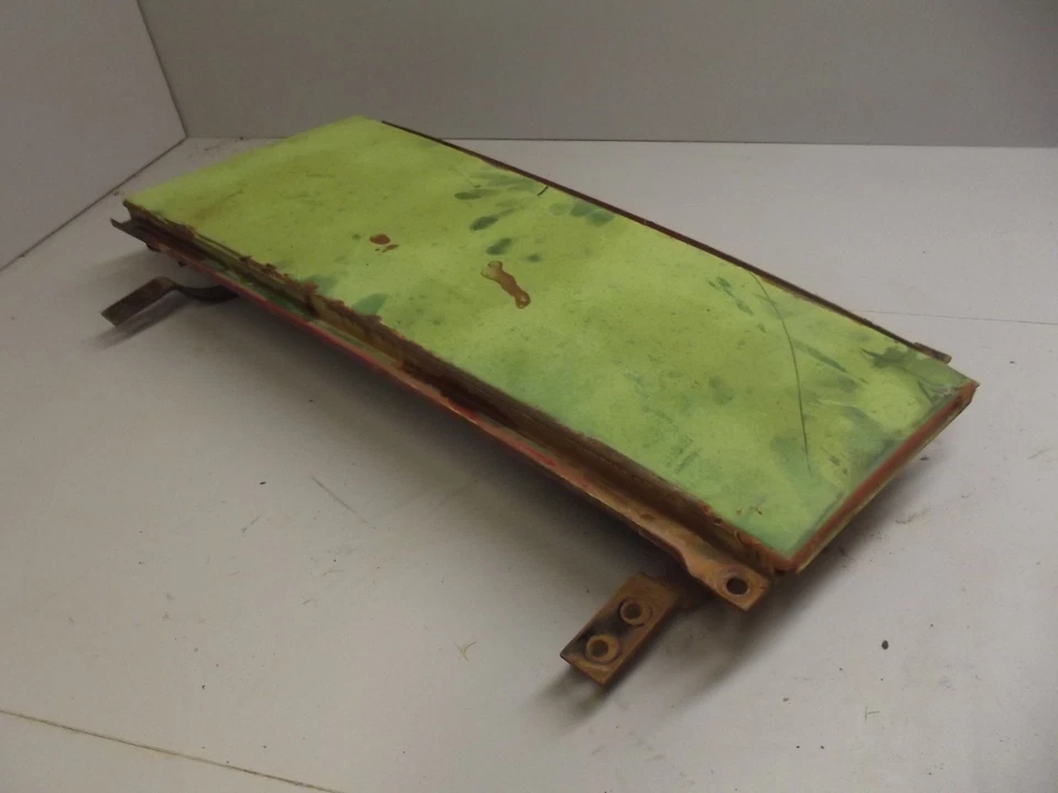 International 1959 camión capó bisagra panel Foto 2 de 4