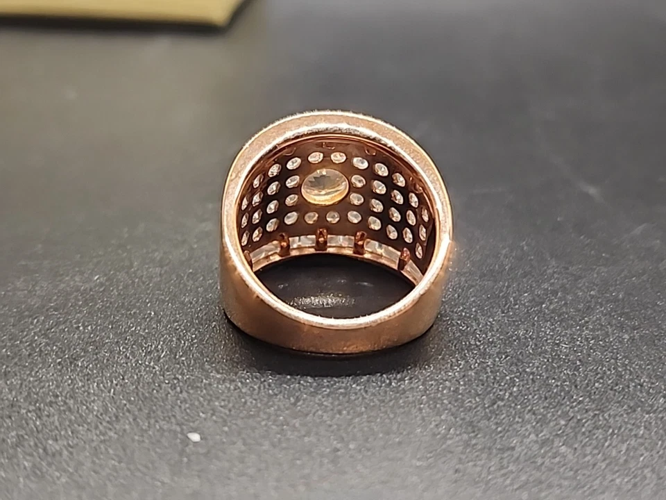 Simulante de morganita Bella Luce y blanco circonita cúbica chapado en oro rosa de 18 quilates 925 talla 7 Foto 4 de 4