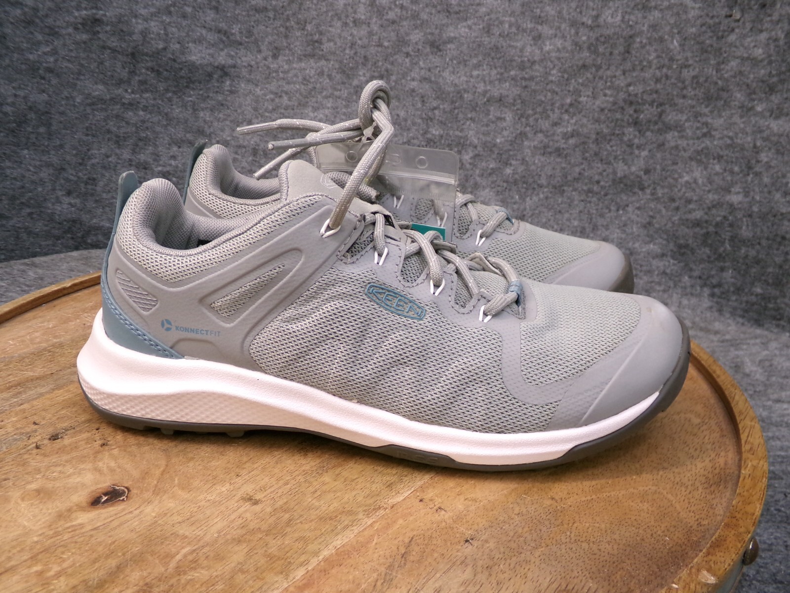Scarpe da ginnastica Keen Explore Vent da donna basse da trekking grigio pioggia taglia 7 US