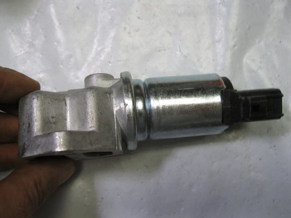 Idle Air Control Valve Airtex 4J1062 Foto 3 de 4