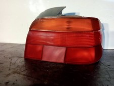 Feu arrière BMW 523
