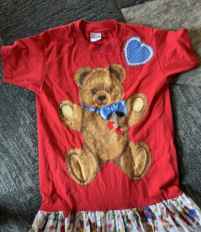 Vestido Camiseta De Colección Hecho a Mano Niñas Oso Globo Corazón Talla 10/12 Rojo Hanes Colorido Foto 4 de 4