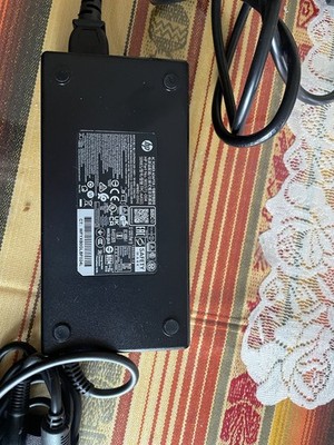 HP 180W TPC-DA50 19,5V 9,2A AC Adapter Ladegerät für Laptops