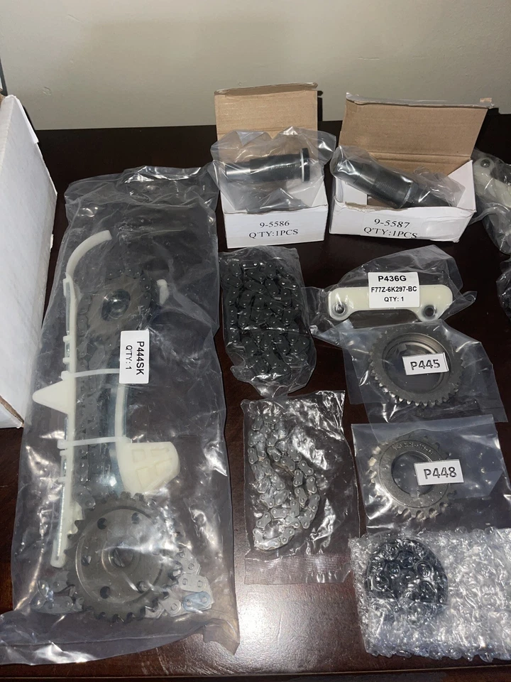 Kit de cadena de distribución 9-0398SB Cloyes Ford Truck Explorer Ford B4000 nuevo en caja Foto 2 de 4