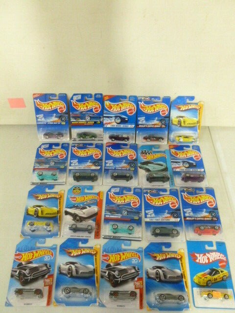 20 Hot Wheels todos corbetas con variaciones Lote 982 20 Hot Wheels todos corbetas con variaciones Lote 982