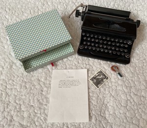 american girl kit's typewriter