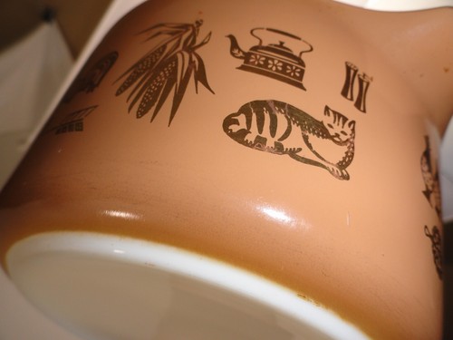 473 Pyrex 1 Quart Round Covered Casserole with Lid Early American Brown & Gold - Picture 7 of 8