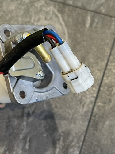 KTM Superduke R 1290 2018 2019 Fuel Pump Petrol Pump Only 8115 Miles * UK ONLY* - Picture 12 of 13