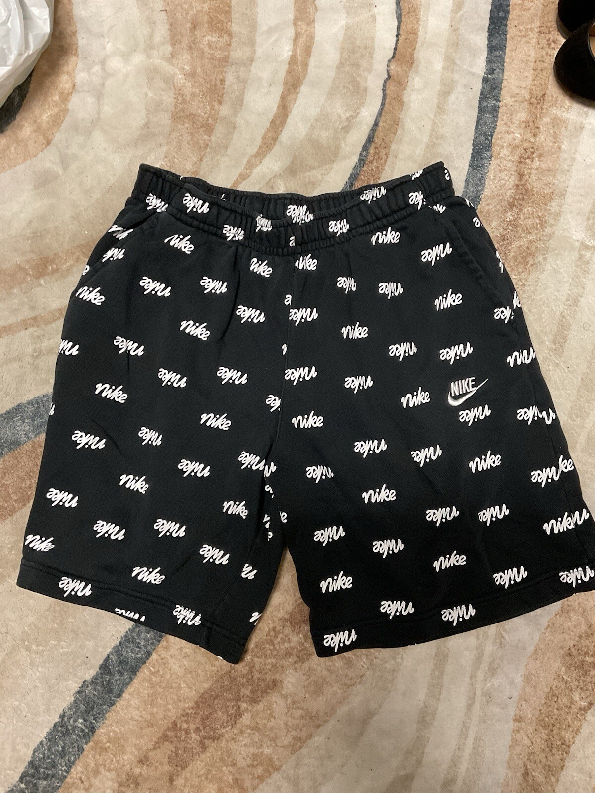 Men’s Black Nike Shorts Size Large