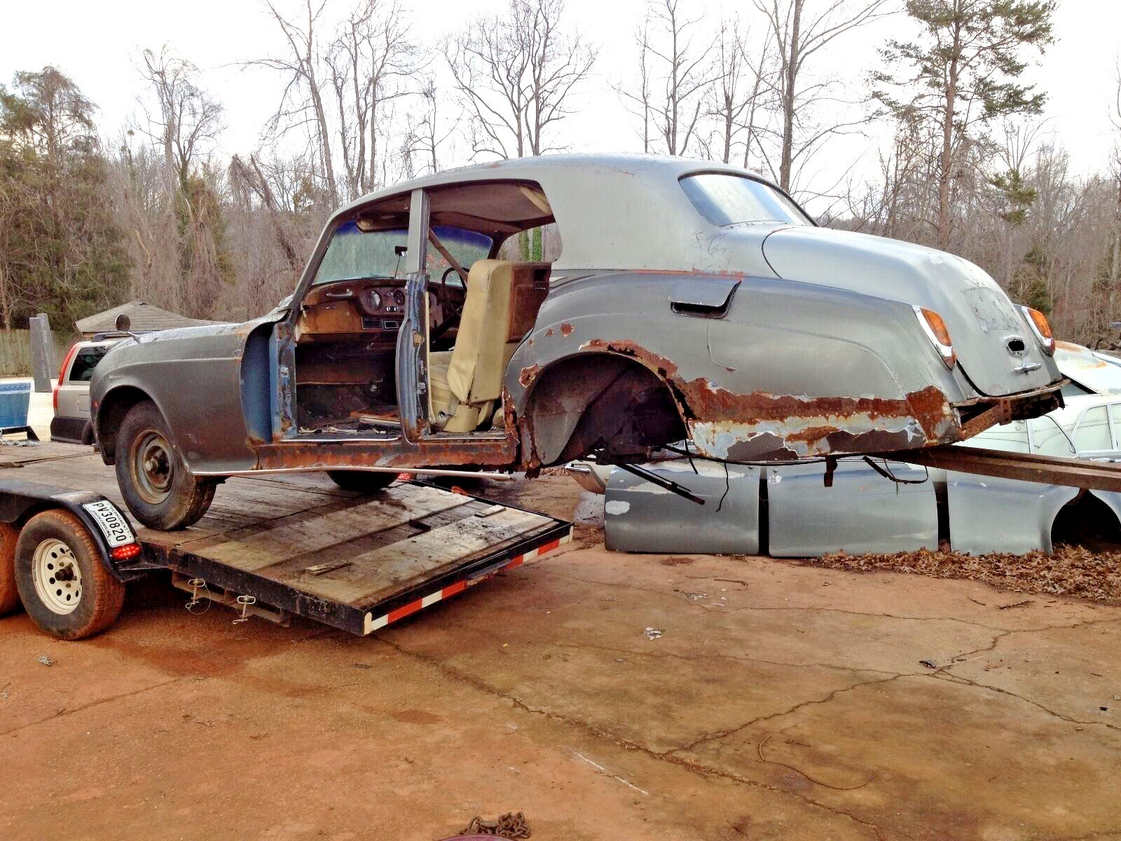 SILVER CLOUD ROLLS ROYCE, BENTLEY SWITCH, LARGEST USED 1955-65 PARTS INVENTORY