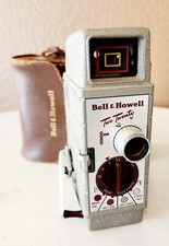 Sun Dial 220 8mm Movie Camera 1950's in Leather Carrier, VTG Bell Howell
