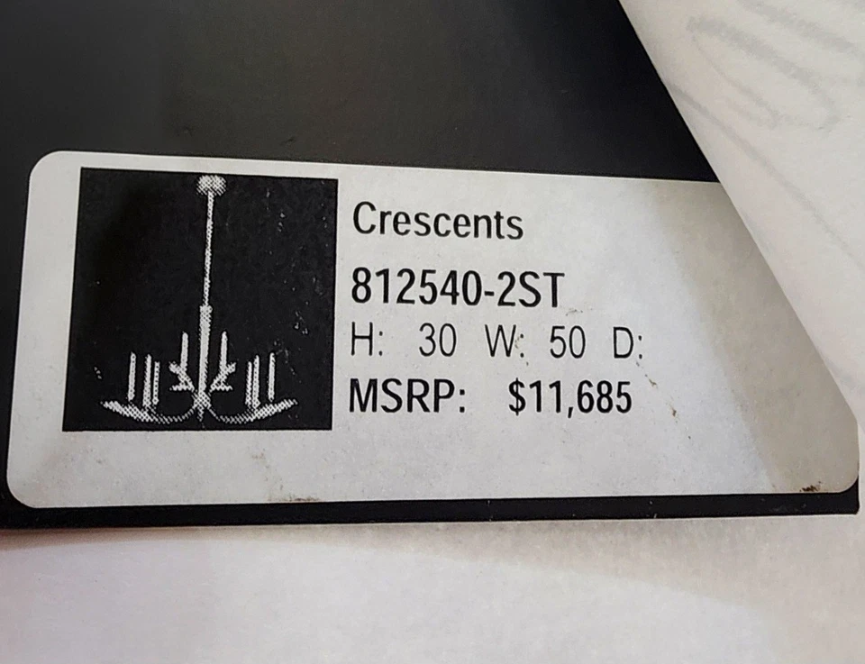 Lámparas Fine Art 812540-2ST Crescents Lámpara de araña de 12 luces Plata cálida Precio de venta sugerido por el fabricante $11,685 Foto 3 de 4