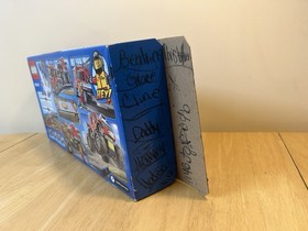 LEGO CITY: Monster Truck Transporter (60027) - Damaged Box