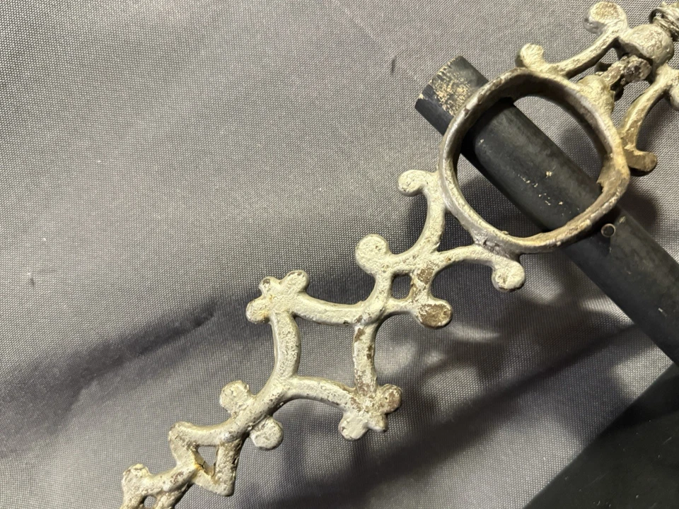 Antigua veleta Country Primitive pararrayos vaca con soporte Foto 4 de 4