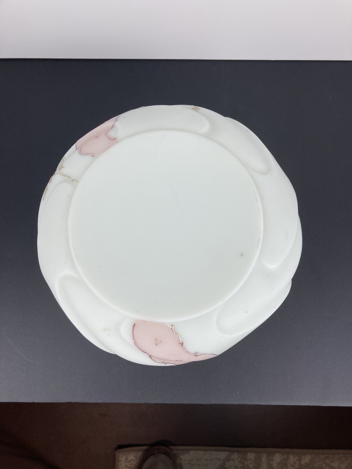 LARGE 6.5" WAVECREST  SWIRL DRESSER BOX W/ FLOWERS/ PINK/BLUE/GREEN/BEAUTIFUL!