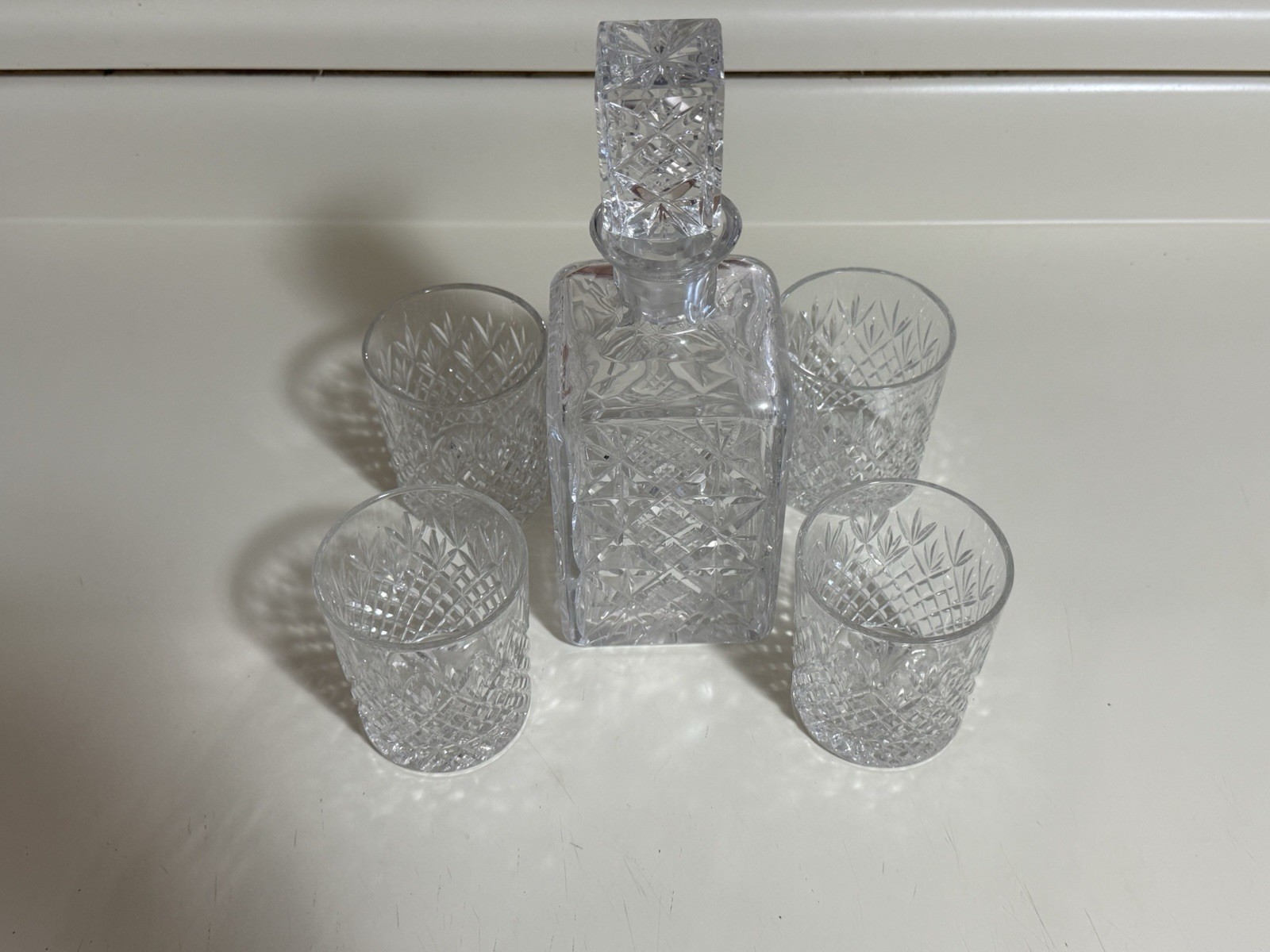 Whiskey wine decanter set with stopper and 4 cordial glasses #44 🥃