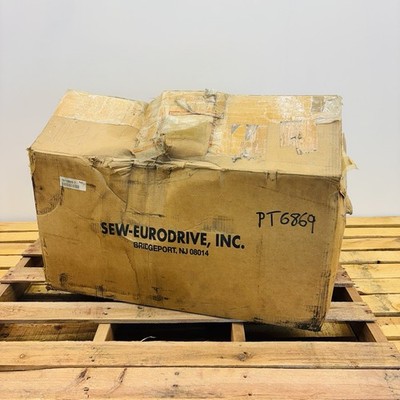 SEW EURODRIVE R97DT100LS4 Gearmotor 3HP 1720RPM 126.75:1 14RPM 575V 3Ph TEFC