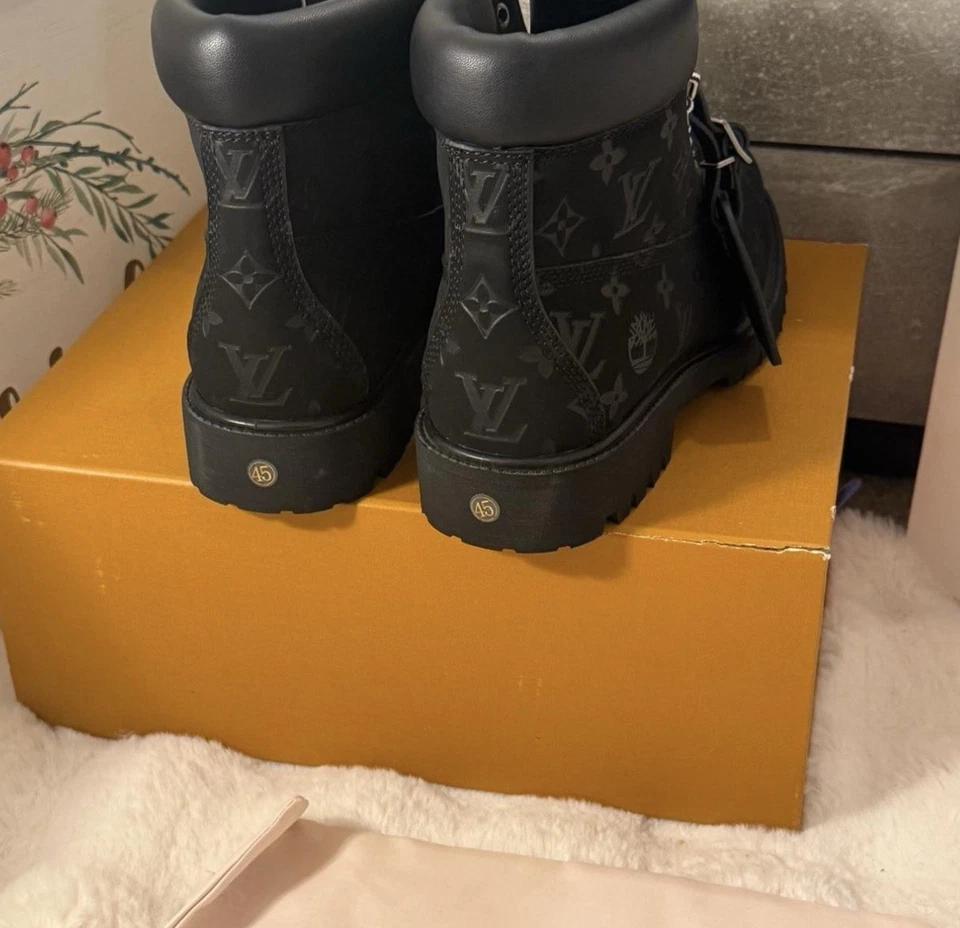Louis Vuitton X Timberland Botas al Tobillo 6 pulgadas EE. UU. TALLA 10 Negro Monograma Auténticas Foto 2 de 3