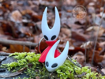 Hollow Knight Silksong 3D printed keychain