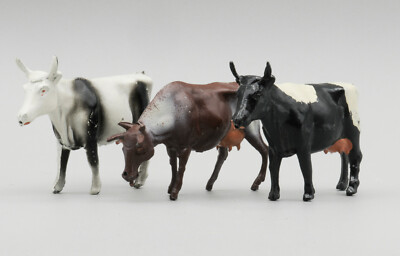 Three Cows Vintage Lead Farm Toys Made in England